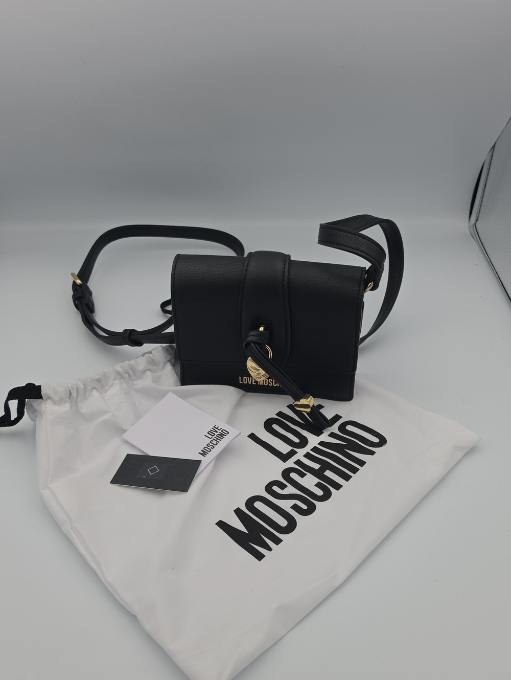 Love Moschino Black Mini Crossbody Bag W/ Gold Hardware & Locket (NWT)✨️🖤✨️
